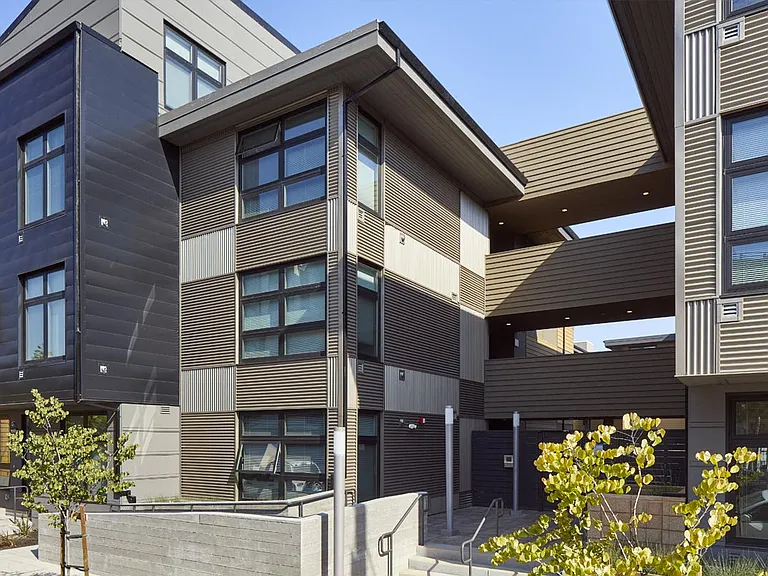 3900 Adeline — Photo 7