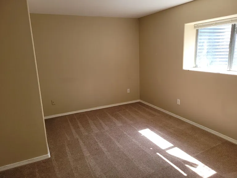 1329 Nutwood Dr — Photo 23