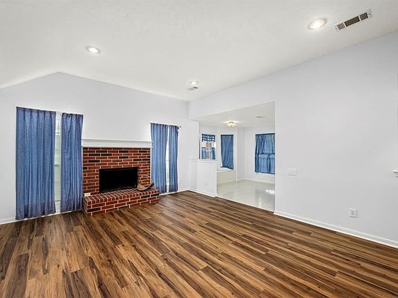 5th image of 8548 Cottonwood St