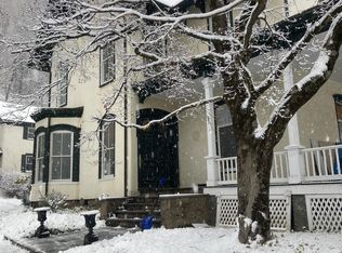 87 Edgemont Rd #2F, Katonah, NY 10536