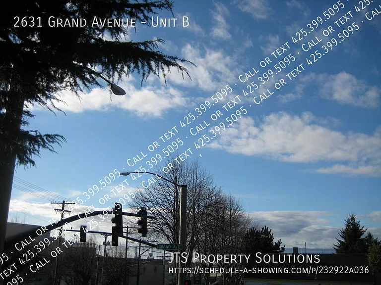 2631 Grand Ave #B — Photo 3