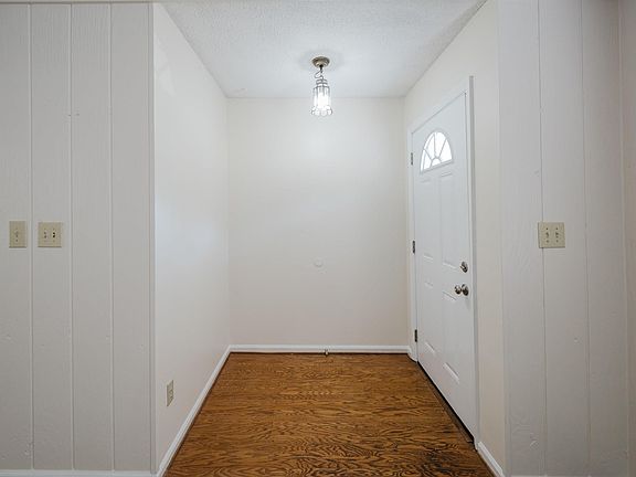 5th image of 5820 Cheryl Dr
