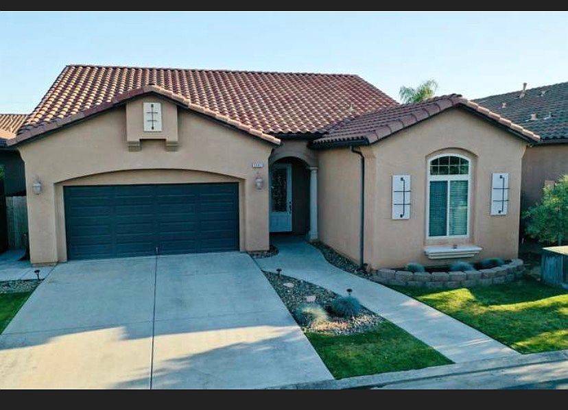 1st image of 5965 E Via Miralago Dr