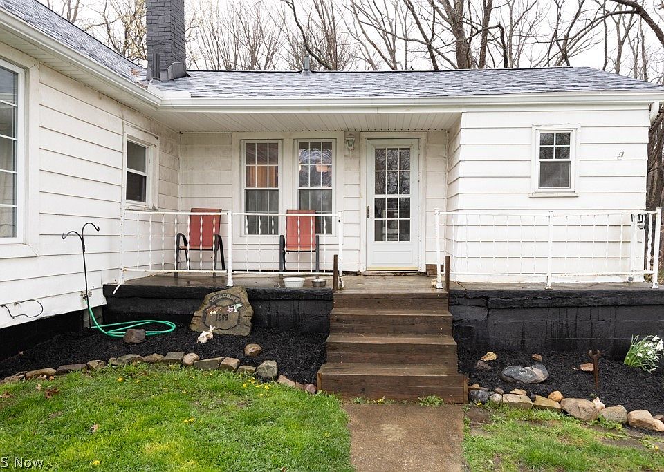 2nd image of 1289 Caryl Dr