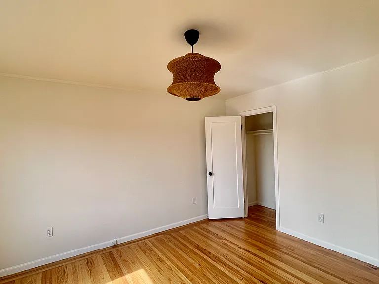 1311 41st Ave — Photo 3