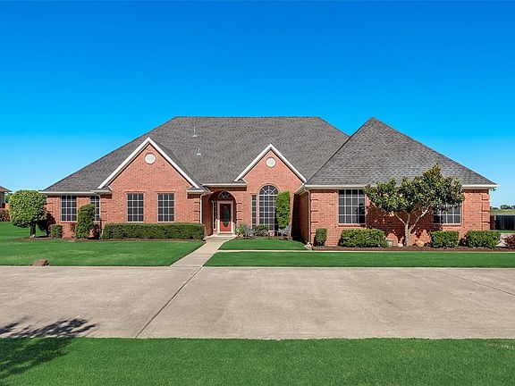 2nd image of 1707 W Alamosa Dr