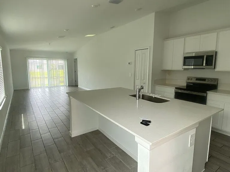 1668 Colebrook Cir SW — Photo 5
