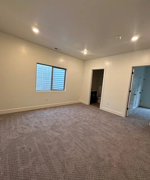 Fourth bedroom.