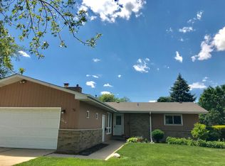 17614 William St, Lansing, IL 60438