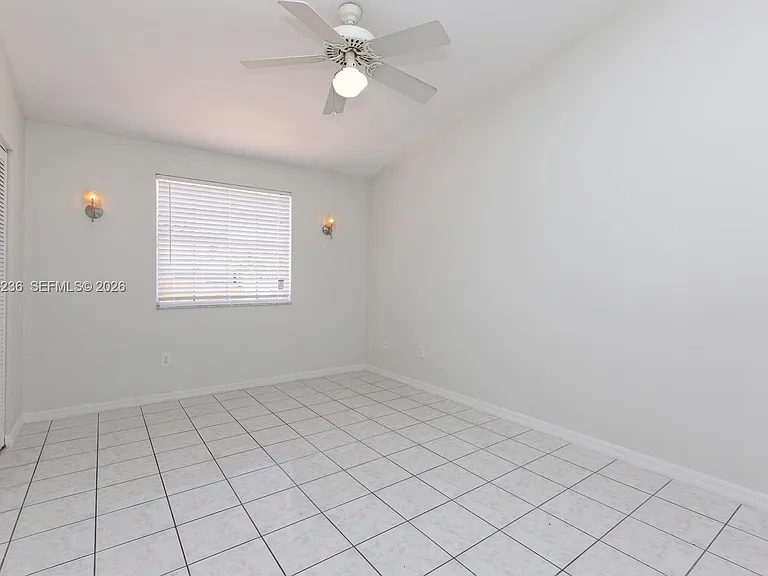 20700 SW 81st Ave — Photo 17