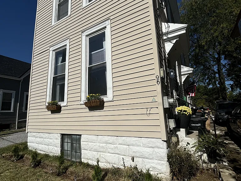 96 Juergens Ave — Photo 10