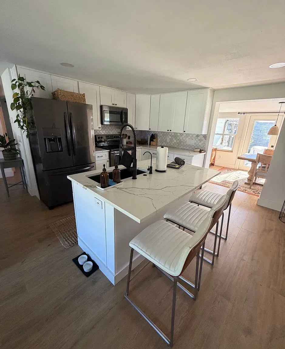 3 bed, 1589 sqft, $2,500 — Photo 3
