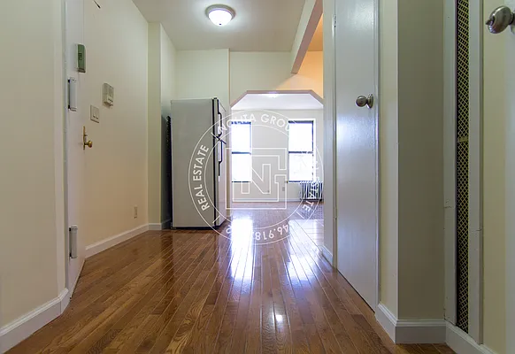 Rented by Nolita Group | media 12