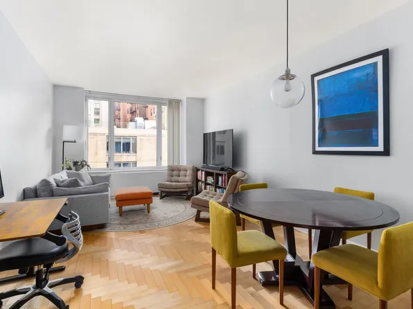 220 Riverside Boulevard image 1 of 11