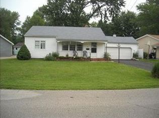 781 S Nearing Cir, Geneva, OH 44041