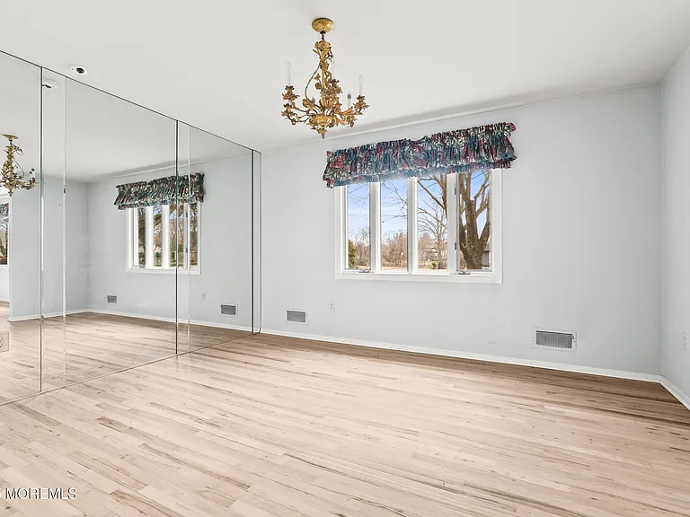 9 Abis Pl — Photo 11