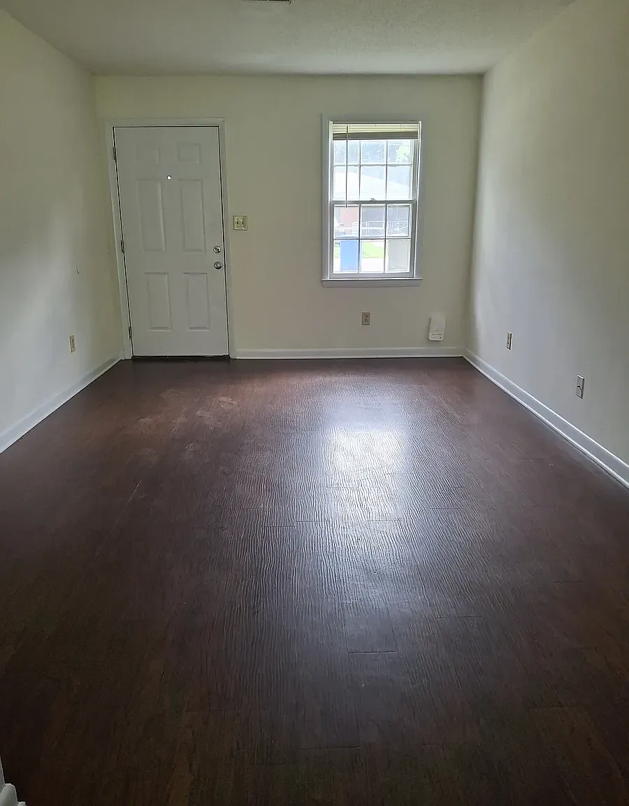 212 Faison Ave — Photo 2