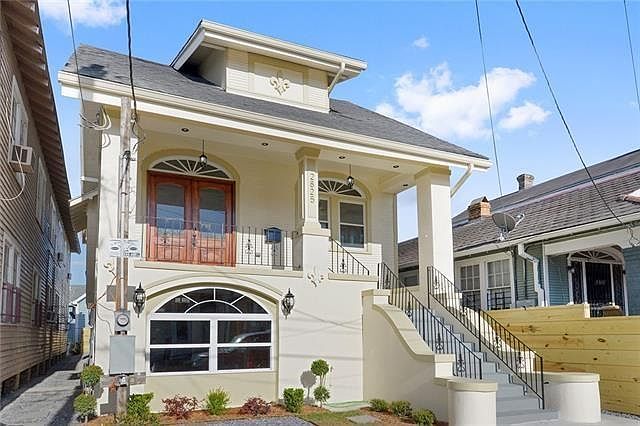 1st image of 2825 Milan St