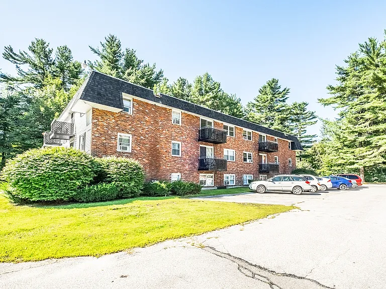 Jaffwood Apartments — Photo 14