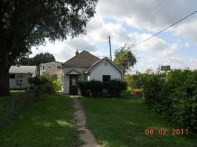 1st image of 4543 James Ave N