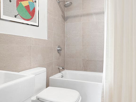 5th image of 468 Sackett St #2