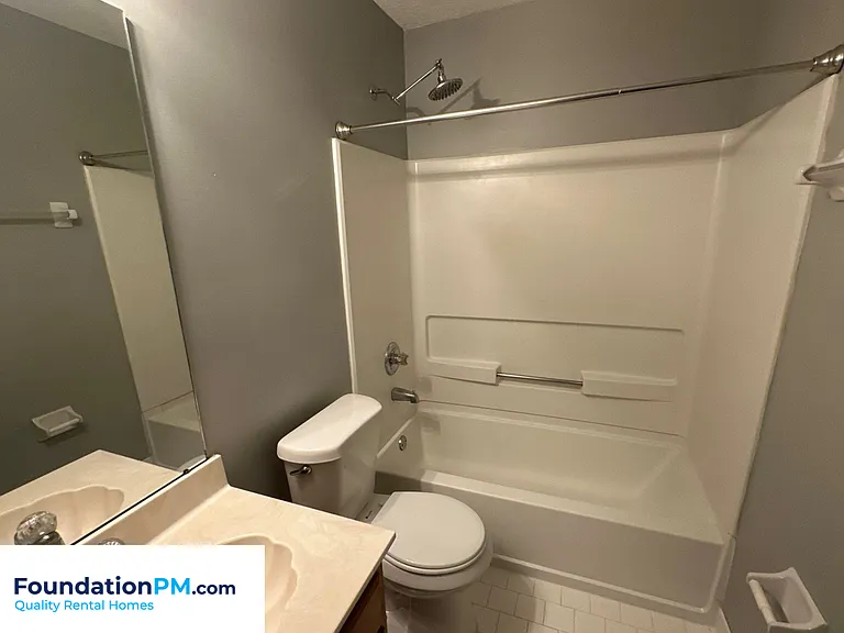 7063 Beringer Dr S — Photo 17
