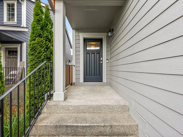 9966 Dain St SE — Photo 2