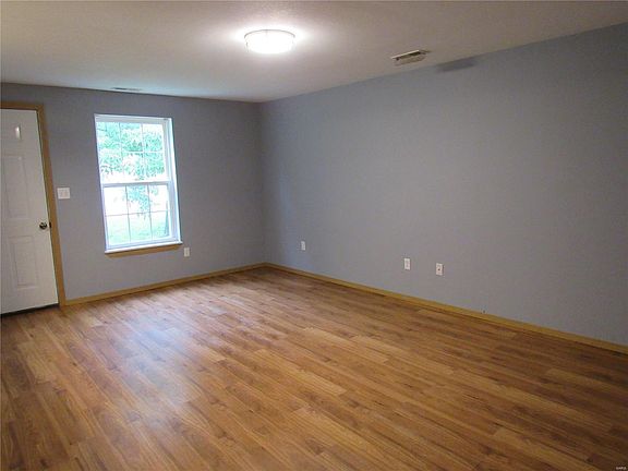 5th image of 500 S Cantwell Ln