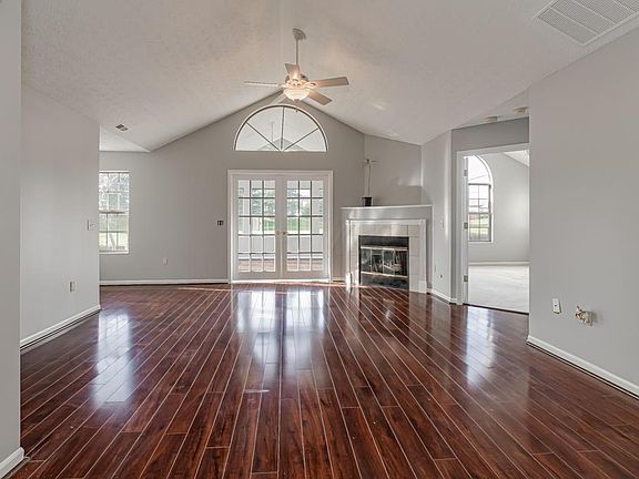 4th image of 6045 Landings Pond Pl #15-604