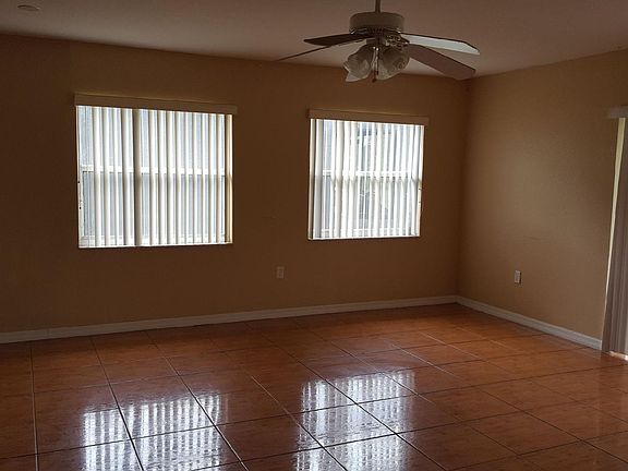4th image of 625 Bluebill Ct #A/b