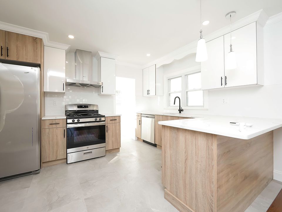 1st image of 1432 E 54th St #A