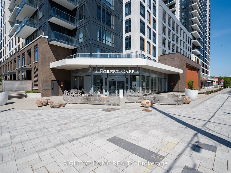 7950 Bathurst St #1424 — Photo 34