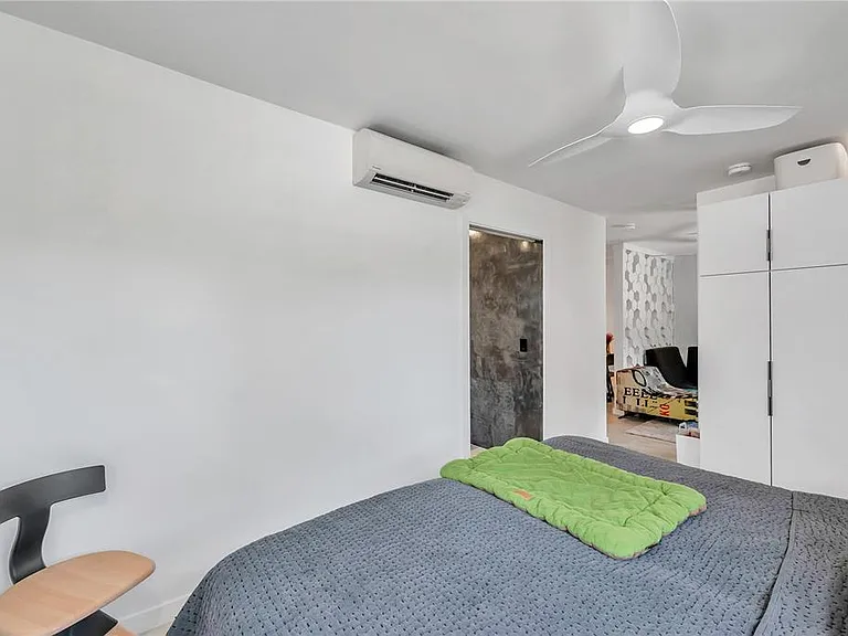 224 6th Ave N #13 — Photo 23
