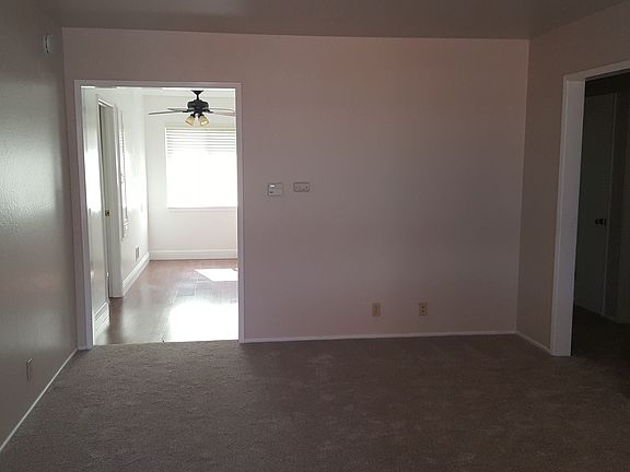 4th image of 945 College Dr