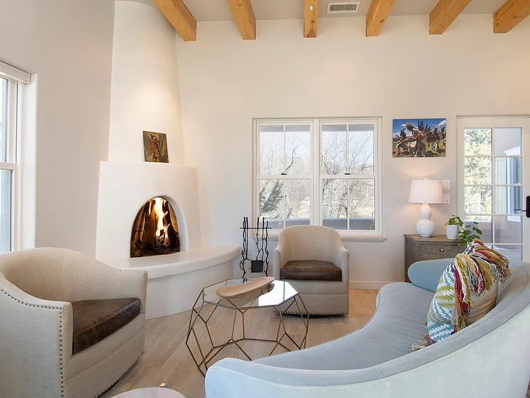 16 Montoya Cir — Photo 7