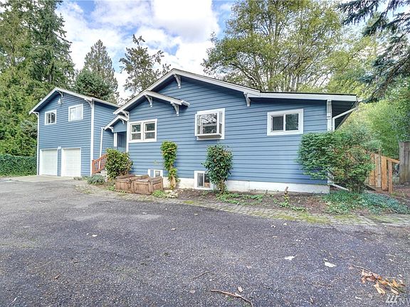 3rd image of 13511 Bingham Ave E