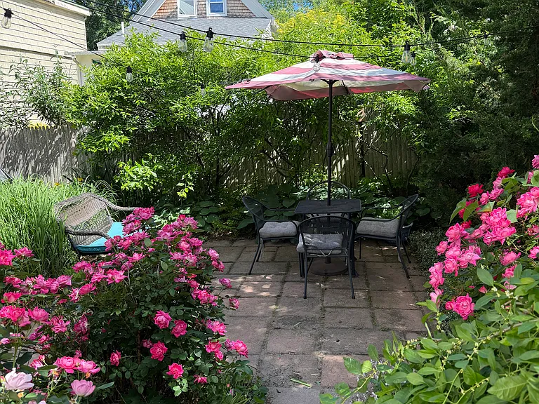 40 Emerson St #2 — Photo 13