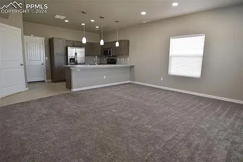 3 bed, 2.5 bath, 1512 sqft, $1,899 — Photo 1