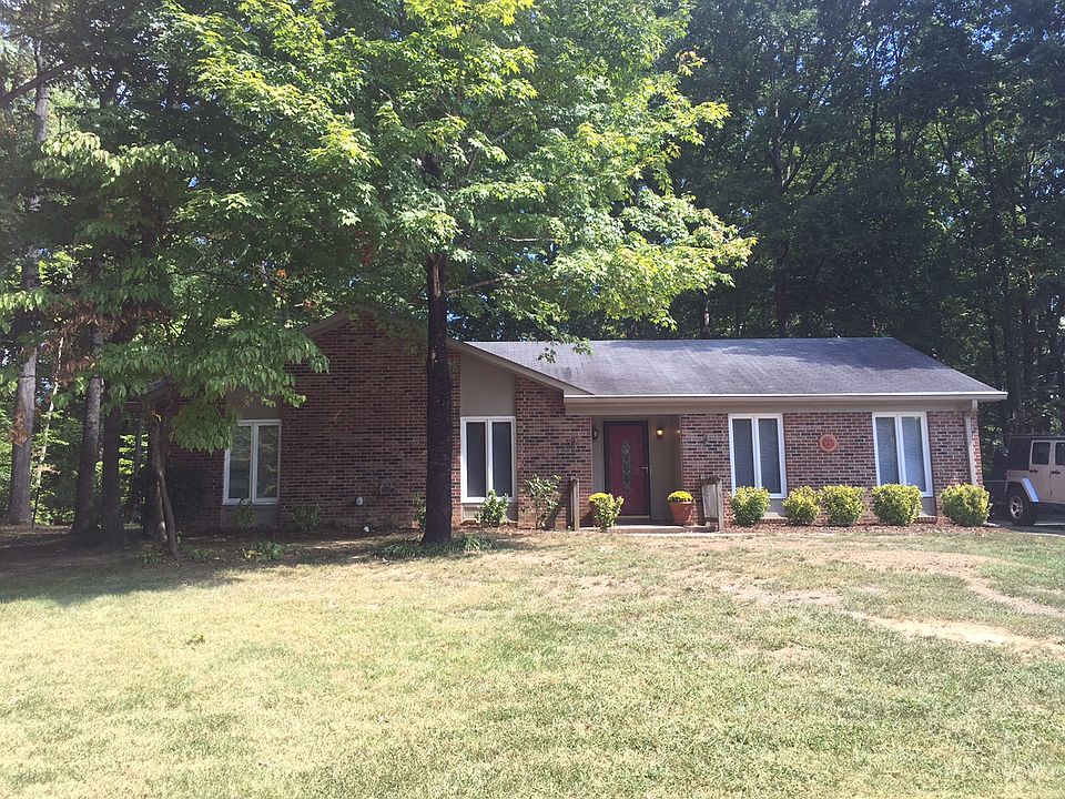 1st image of 10 Sedley Ct