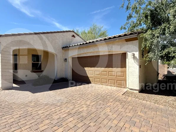 1819 S Racine Ln, Gilbert, AZ 85295
