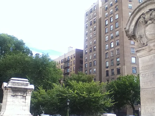 Sold by Foundation Real Estate | media 22