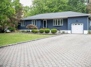 23 Sagamore Rd, Parsippany, NJ 07054