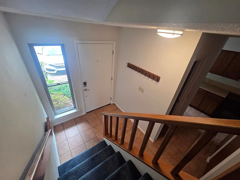 2588 E Sweetbriar Dr — Photo 11