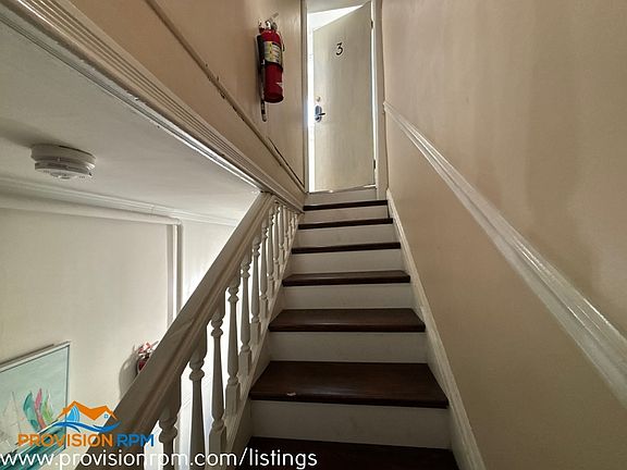 2nd image of 97 Cathedral St APT 3
