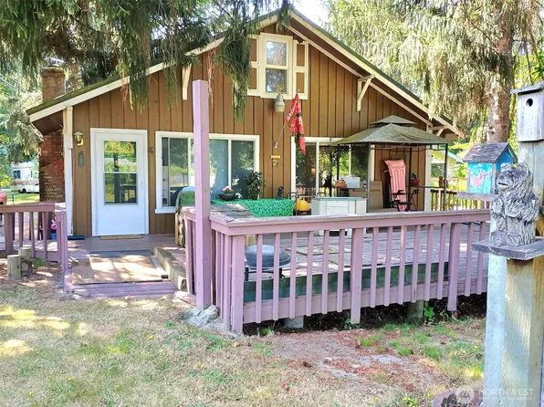 18704 Dynamite Drive SE, Yelm, WA 98597