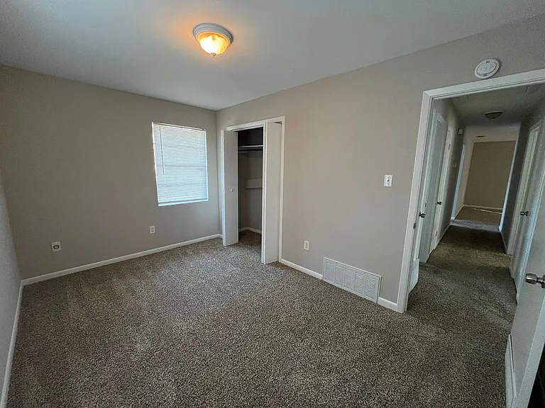 718 Atlanta St — Photo 9