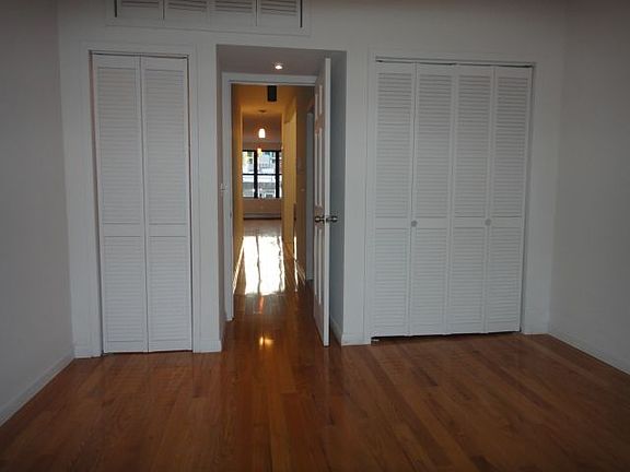 5th image of 308 E 105th St APT 2W