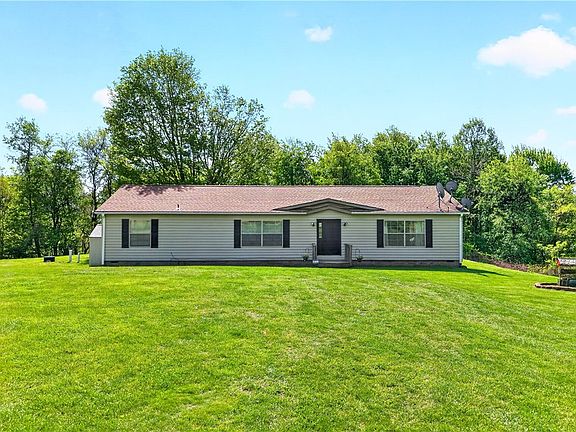 2nd image of 312 Shivler Rd