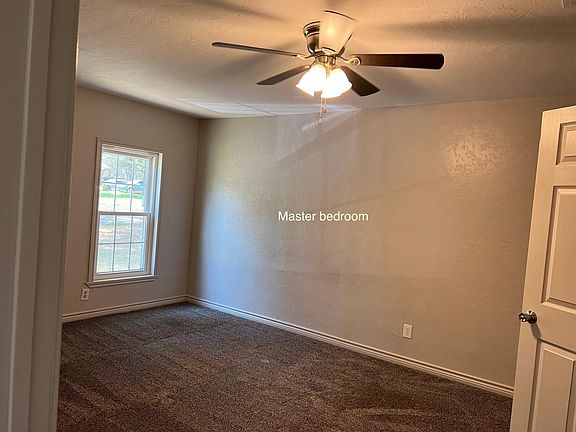 3rd image of 112 Morris Dr