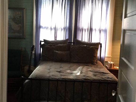 3rd image of 24114 Baist St